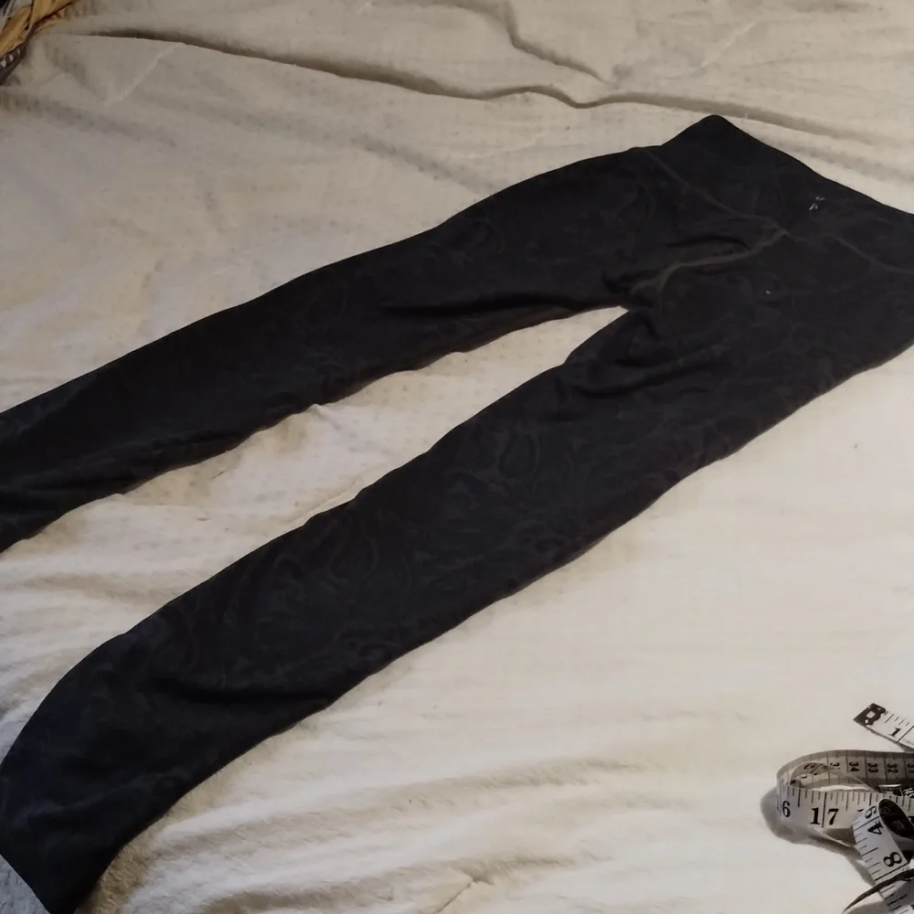 Athleta paisley print leggings - Picture 4 of 5